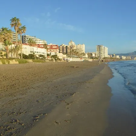 Maravilloso Amanecer Cabo A Pie De Playa Y Mar En Roquetes Apartament